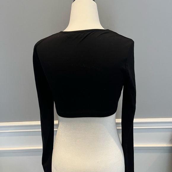 Adika crop long sleeved top size xs perfect condition - Picture 2 of 5